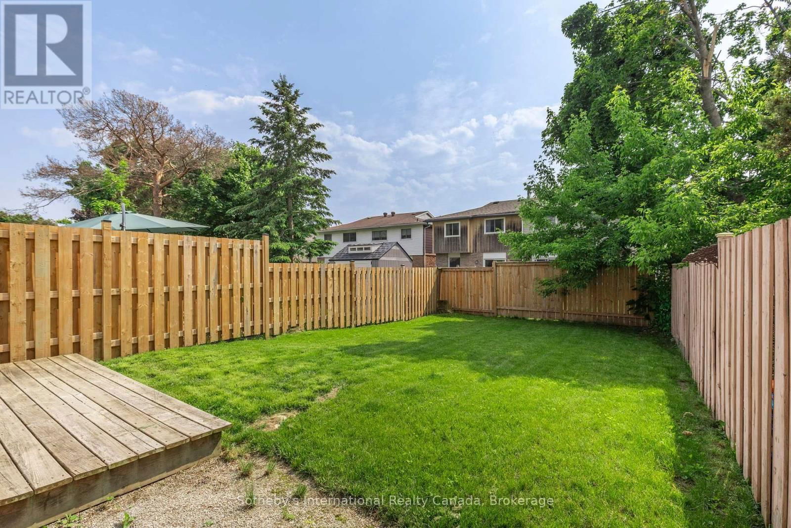 26 CHRISTIE CRESCENT Image 34