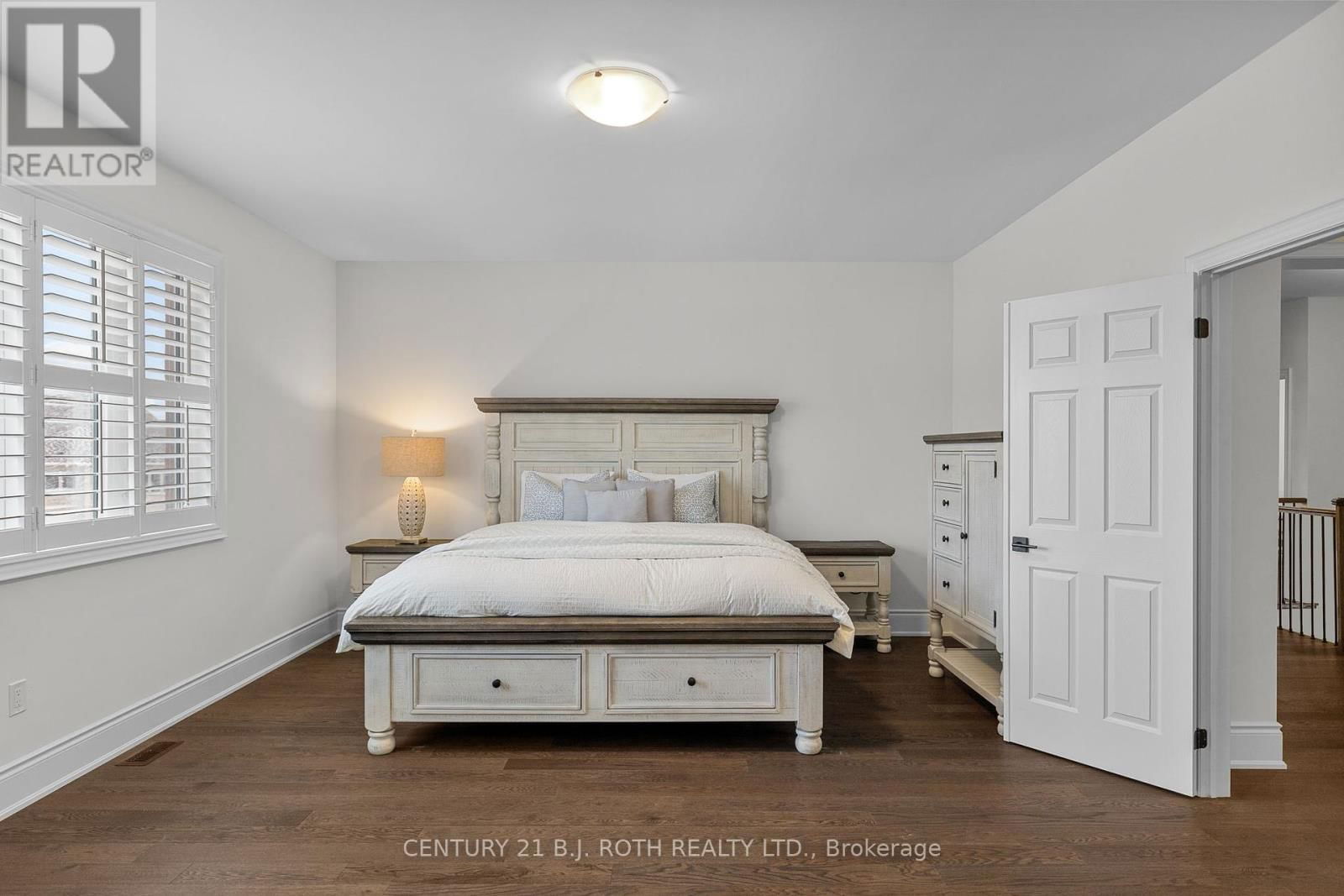 53 SANFORD CIRCLE Image 15