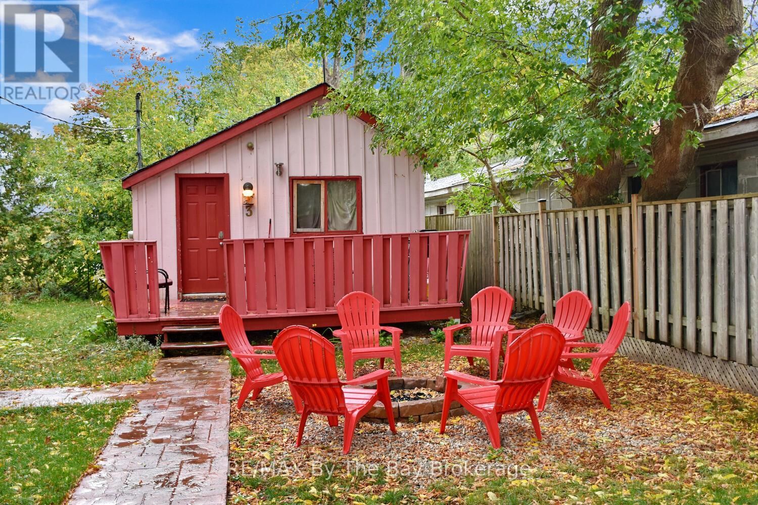 678 RIVER ROAD WEST Image 23
