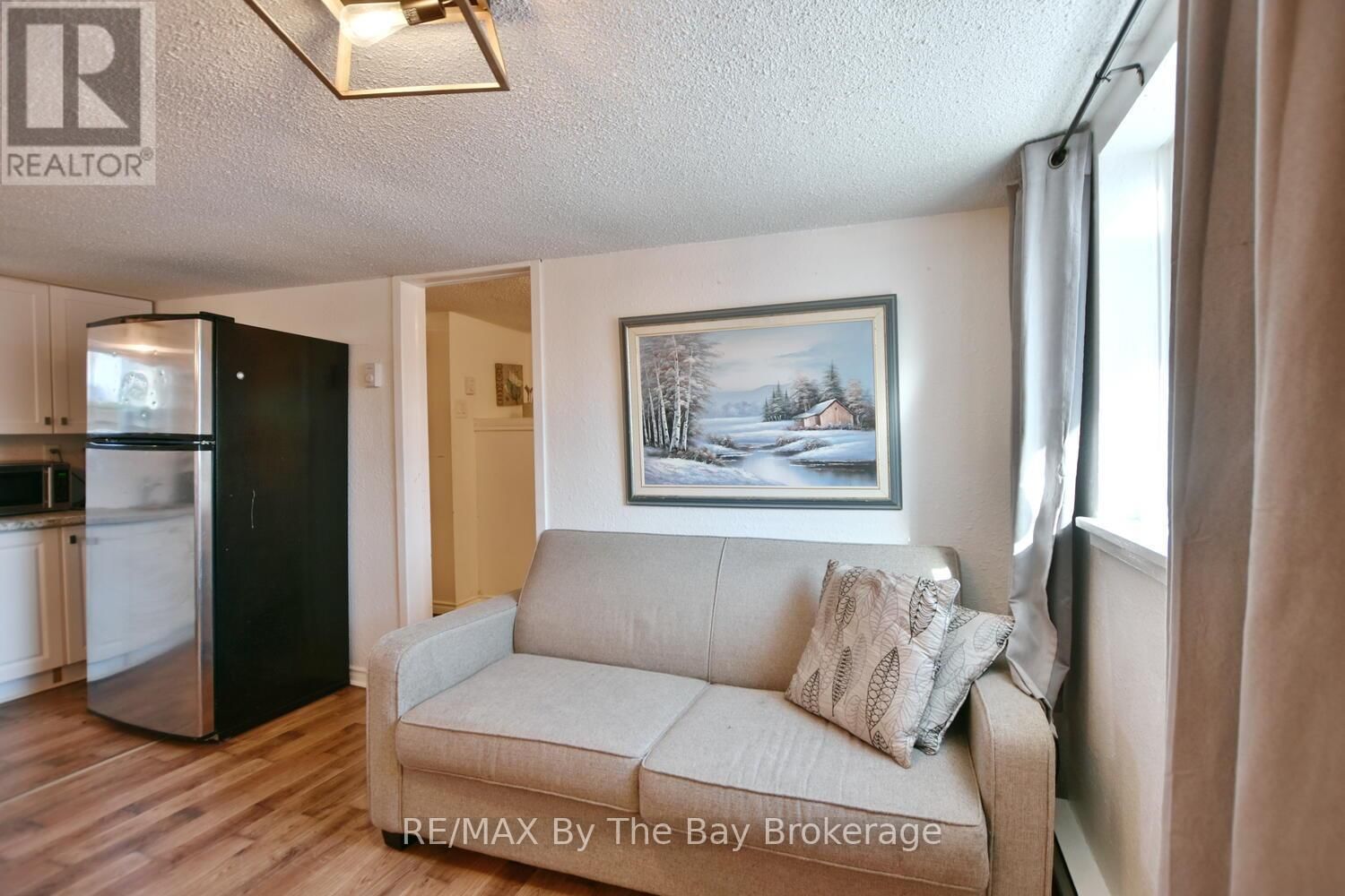 678 RIVER ROAD WEST Image 39