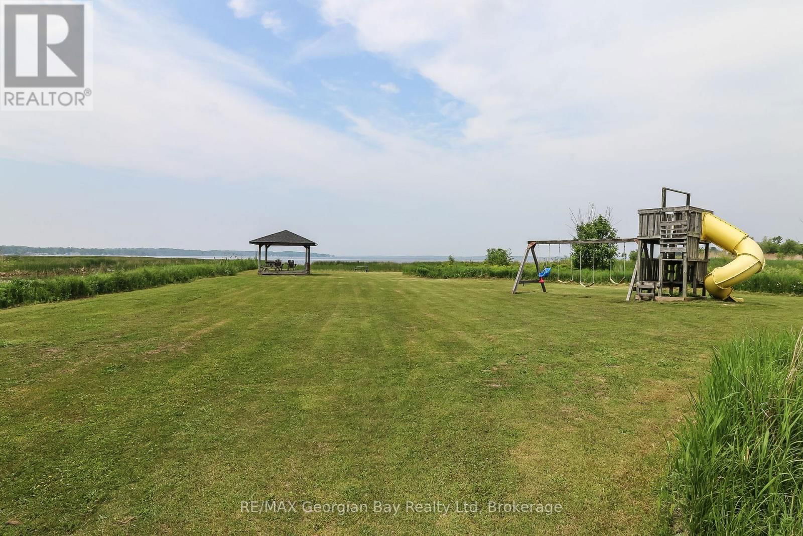 31 HEARTHSTONE DRIVE Image 47