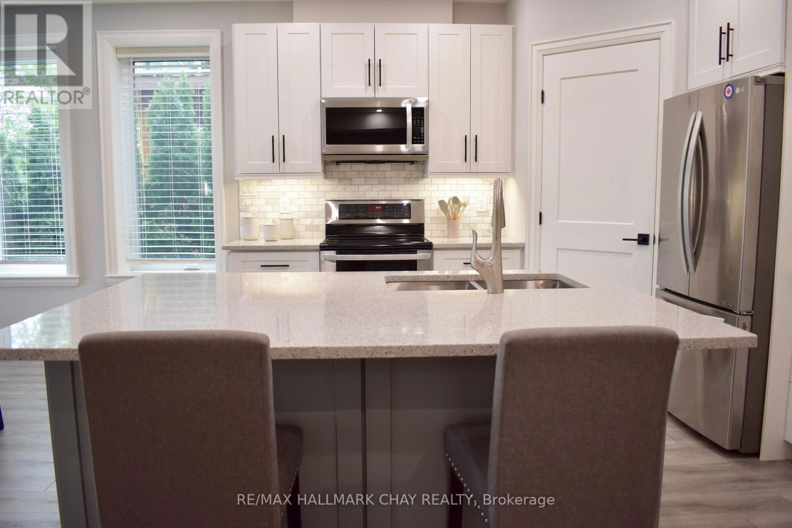 1448 B RIVER ROAD Image 11