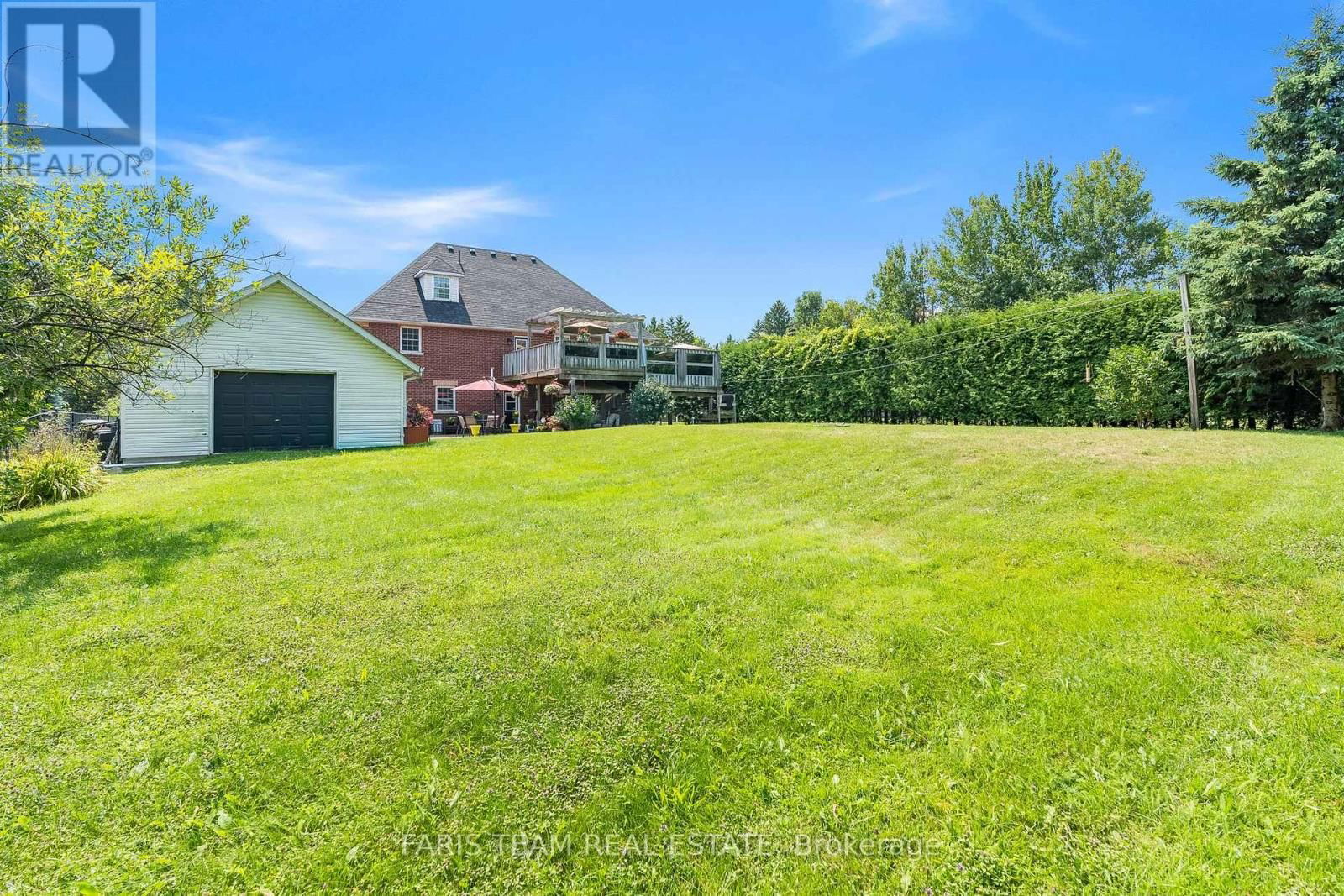 63 BROADVIEW STREET Image 36