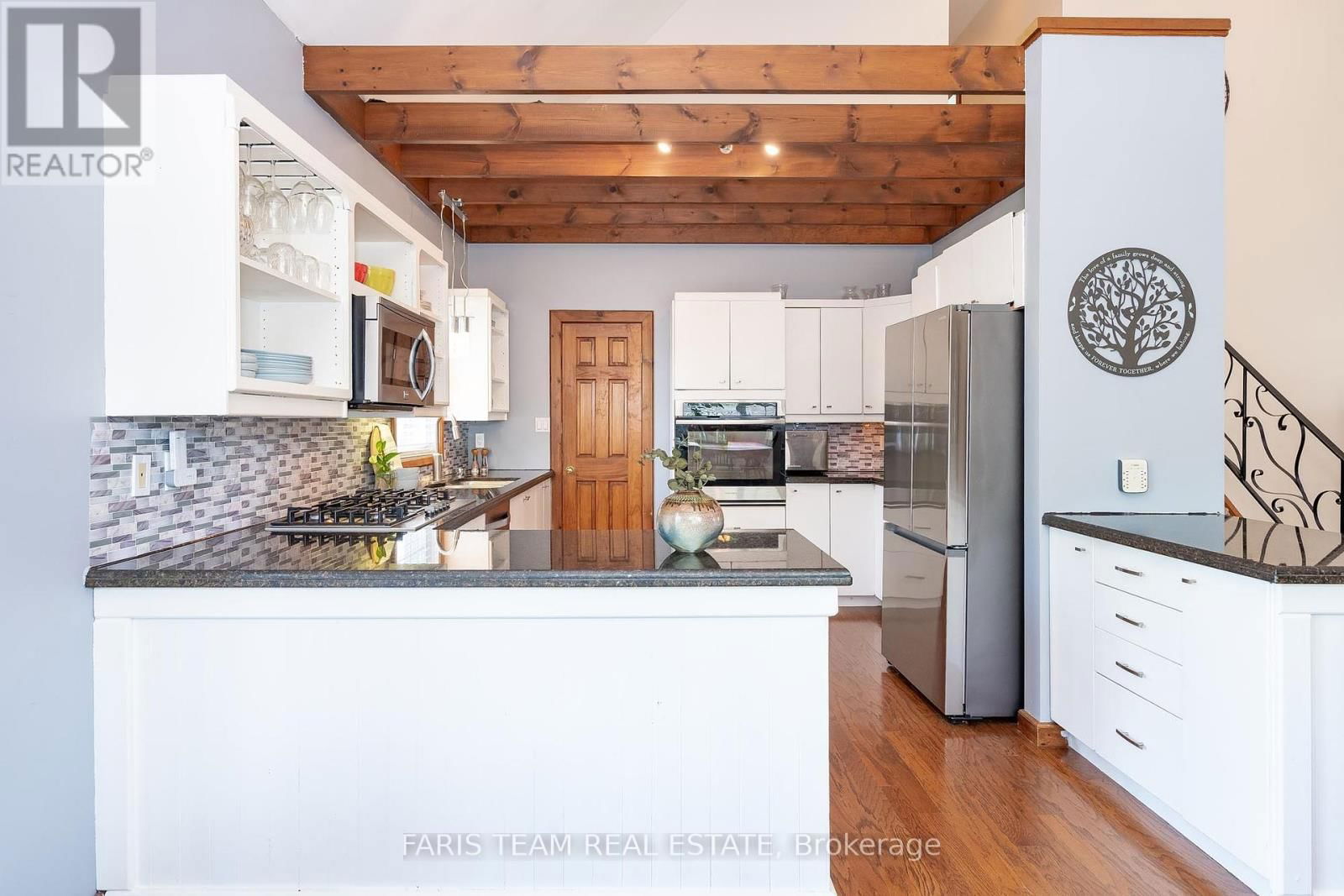 63 BROADVIEW STREET Image 9
