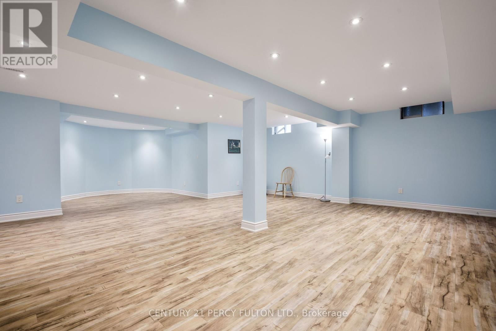 54 CITYVIEW CIRCLE Image 36