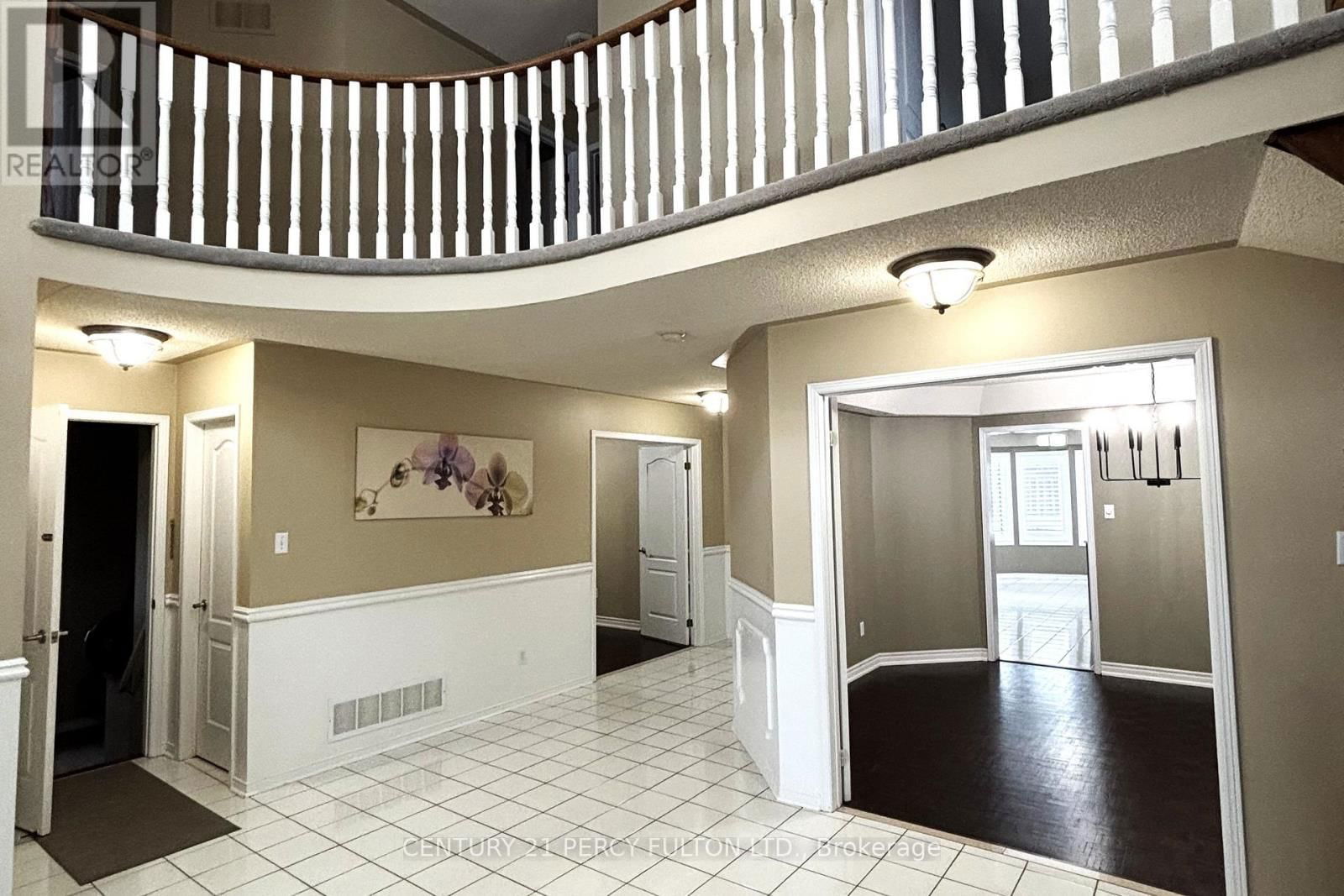 54 CITYVIEW CIRCLE Image 9