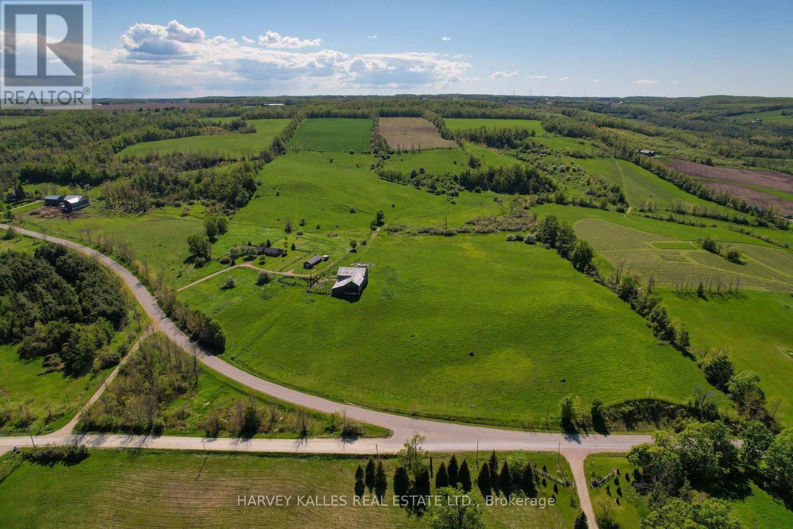 2826 CONCESSION 8 NOTTAWASAGA GLEN HURON ROAD Image 2