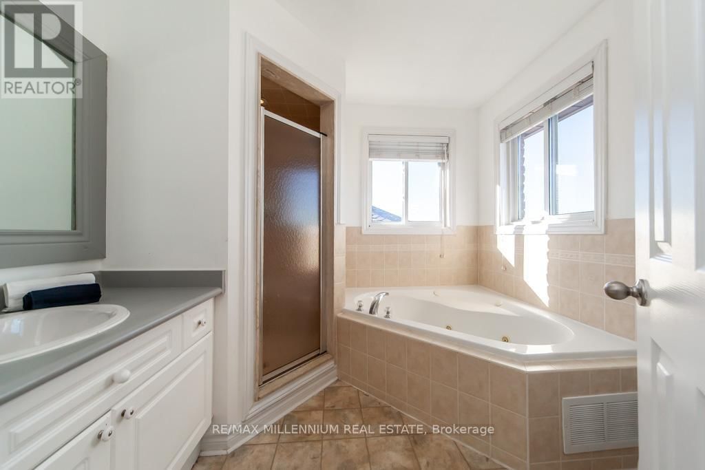 Upper - 24 JESSICA DRIVE Image 16