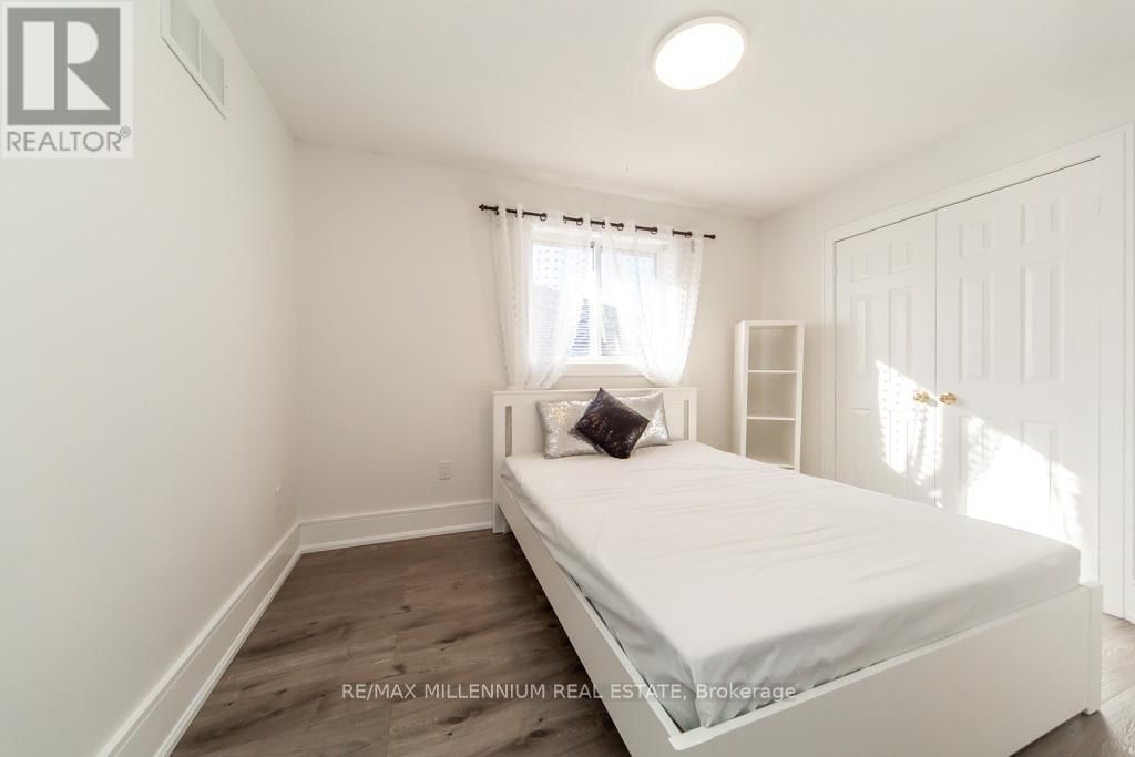 Upper - 24 JESSICA DRIVE Image 18
