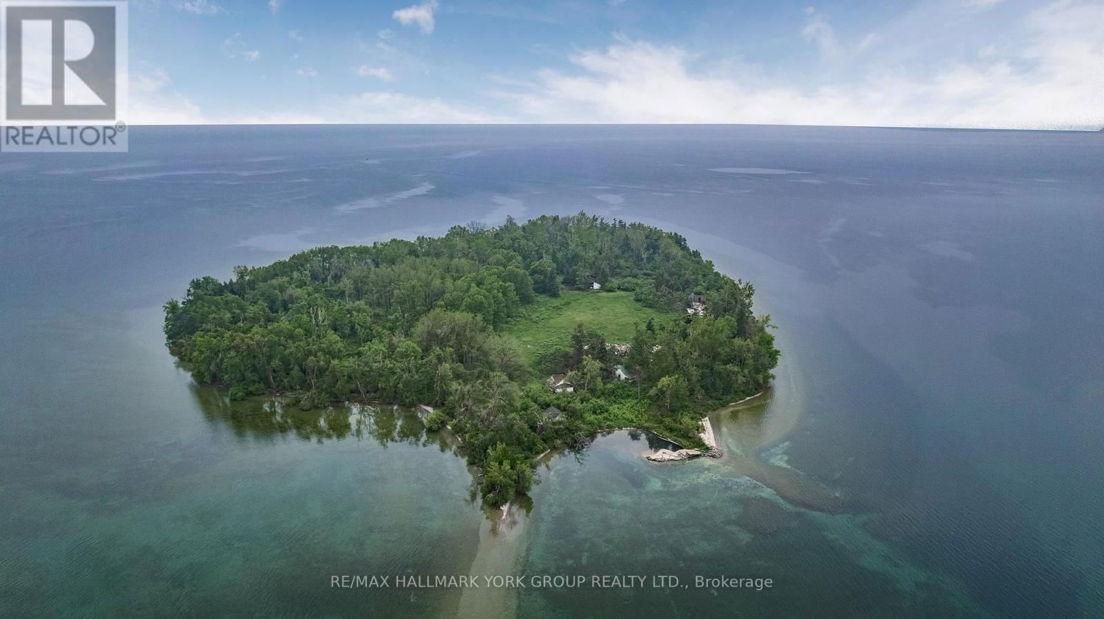 1000 STRAWBERRY ISLAND Image 12