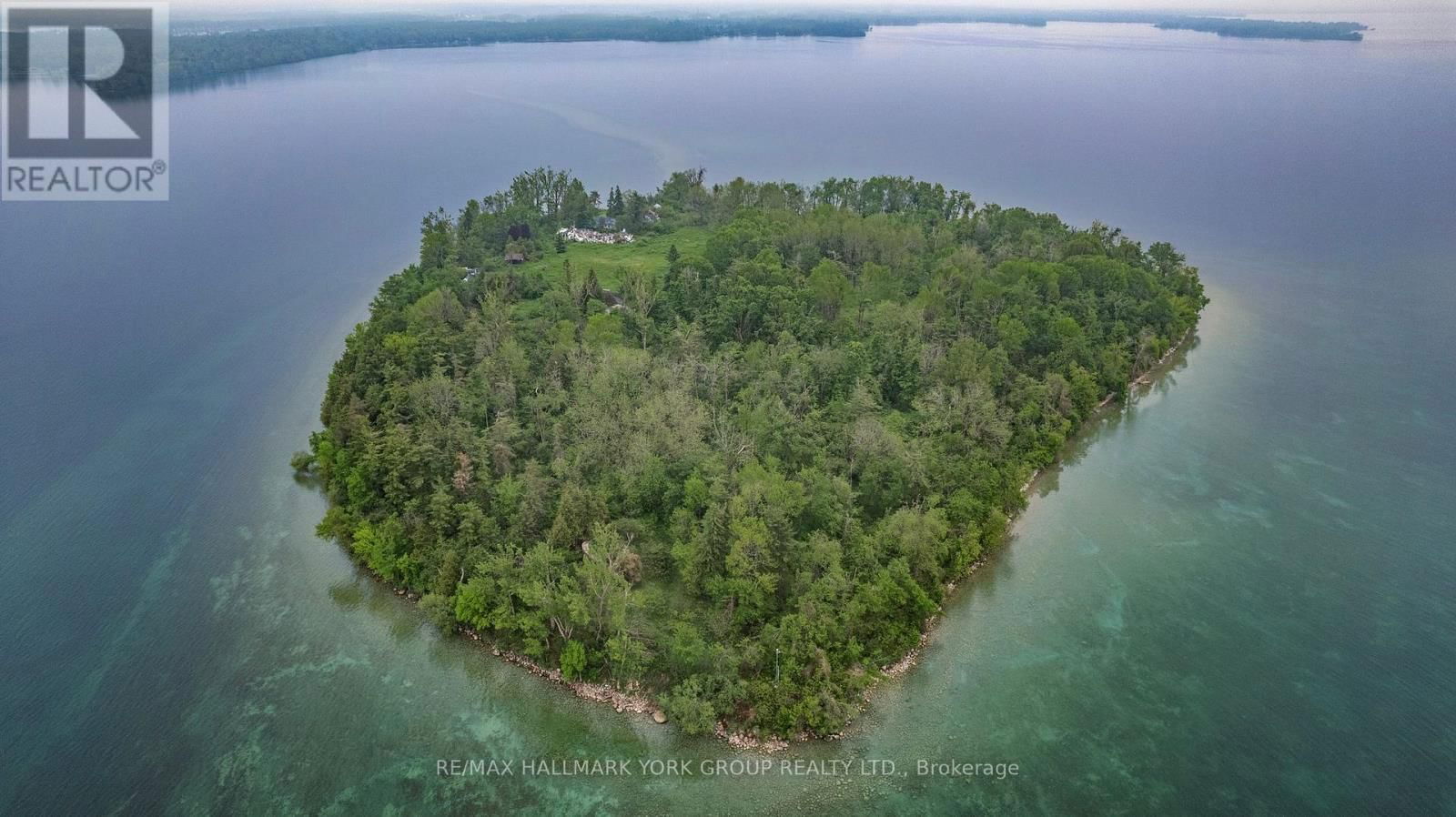 1000 STRAWBERRY ISLAND Image 9