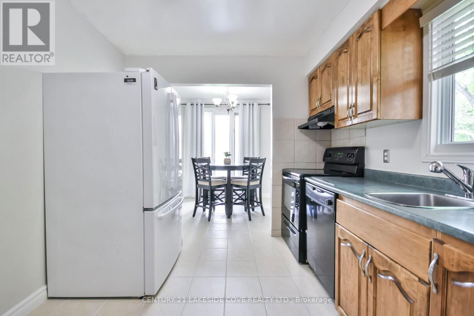420 RAYMOND AVENUE Image 11