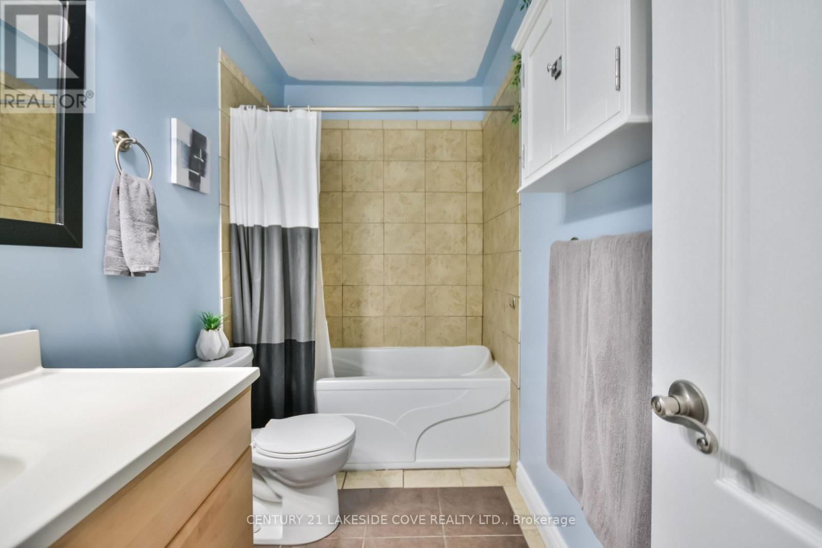 420 RAYMOND AVENUE Image 18