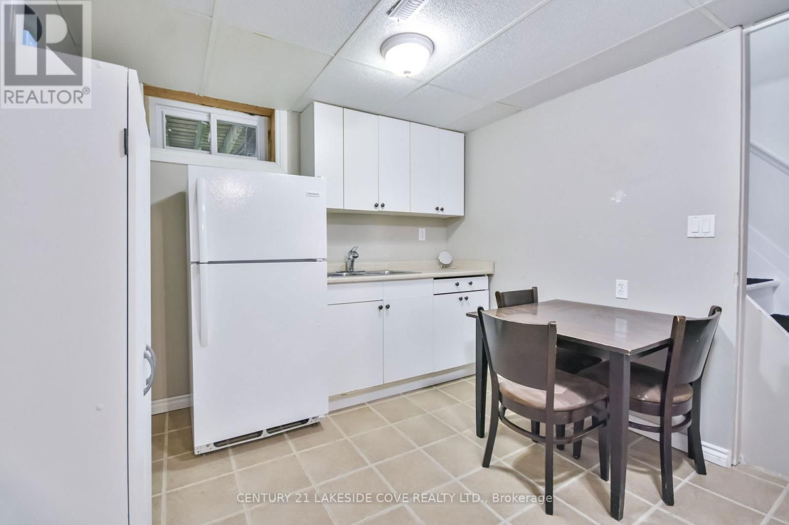 420 RAYMOND AVENUE Image 20