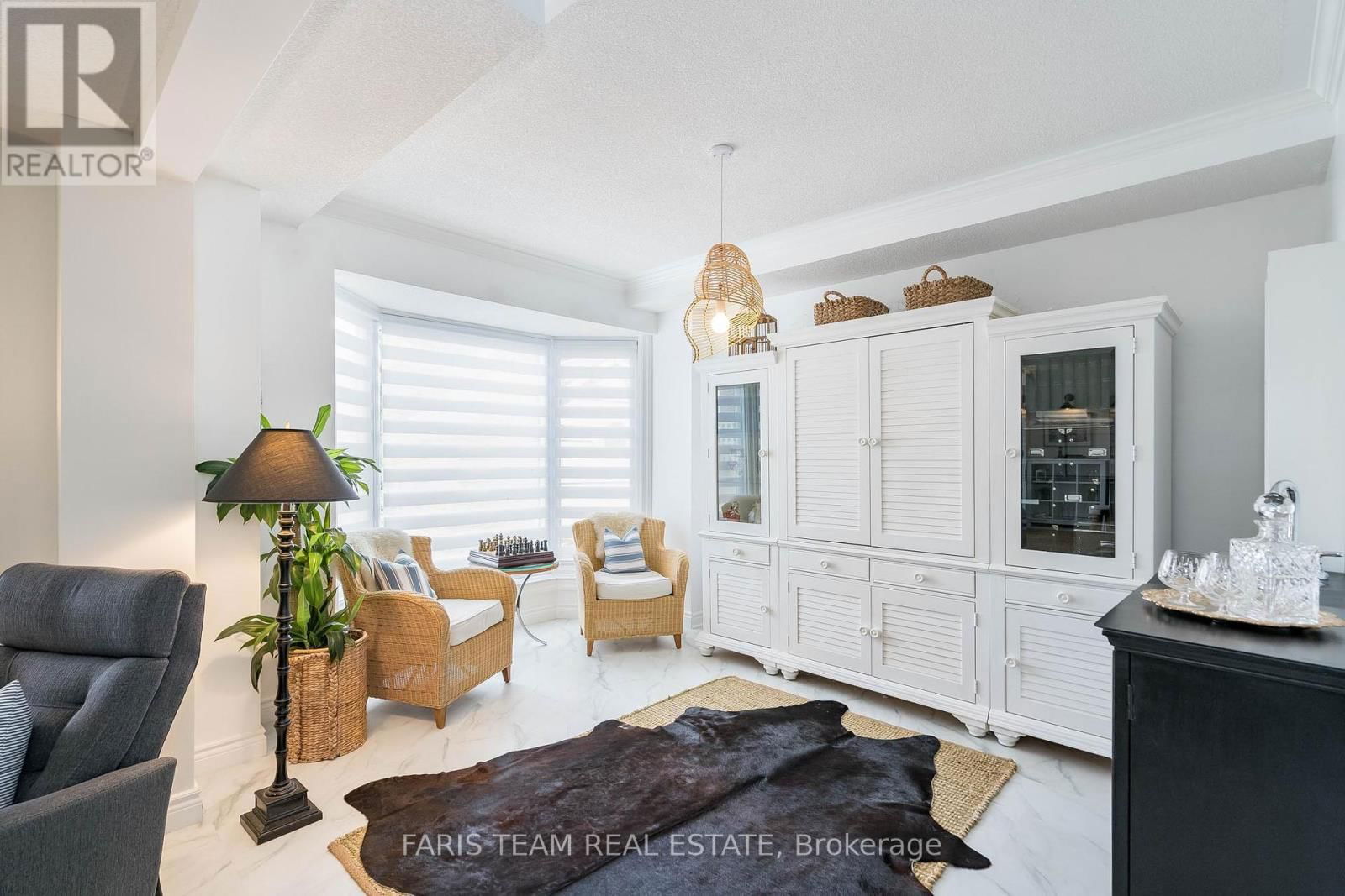 325 ABERDEEN BOULEVARD Image 20