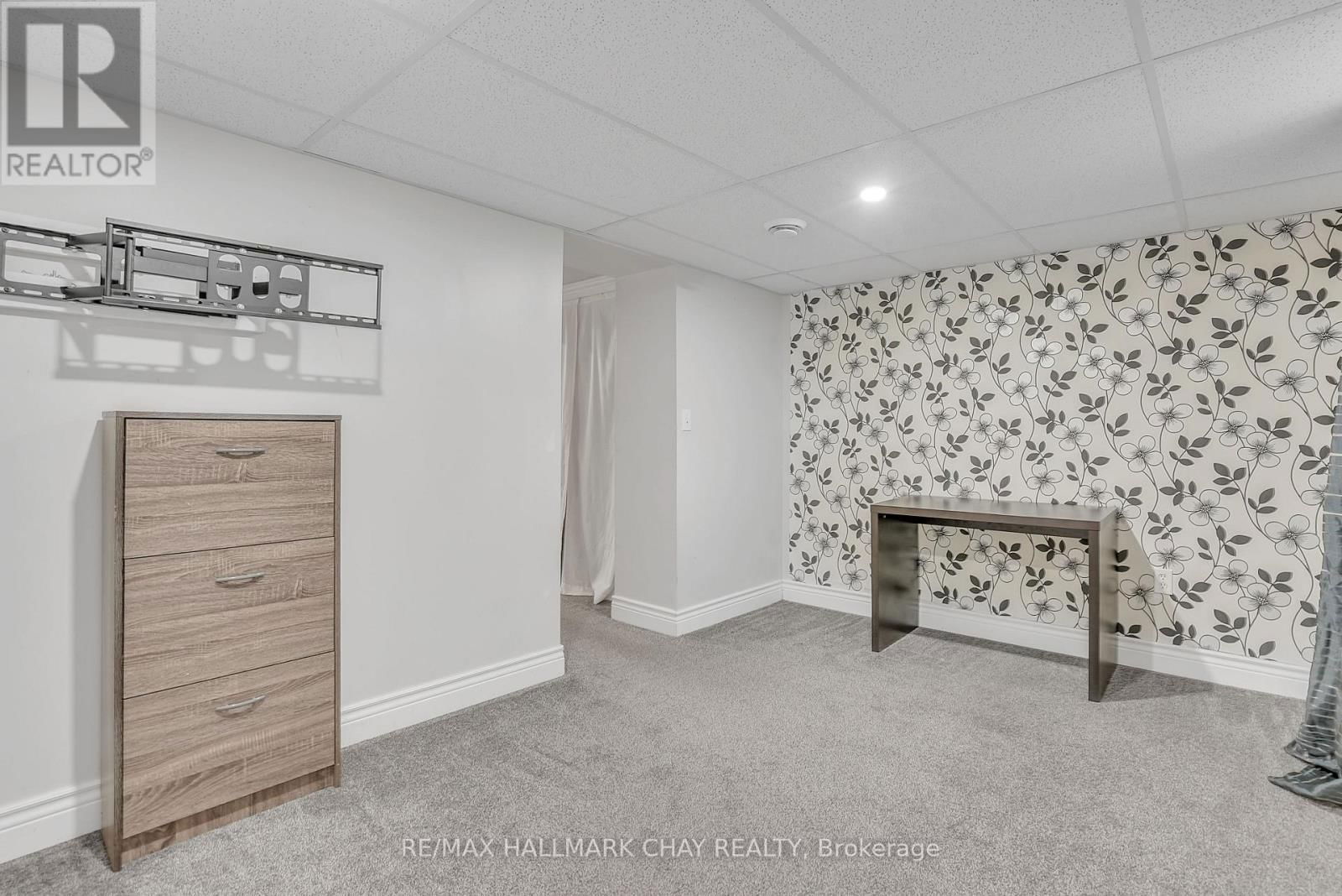 2533 FLOS 3 ROAD WEST Image 16