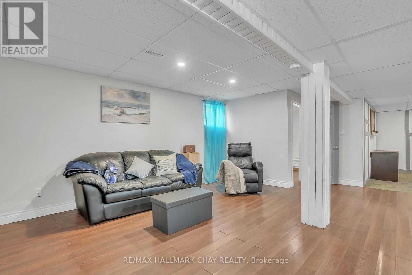 2533 FLOS 3 ROAD WEST Image 18