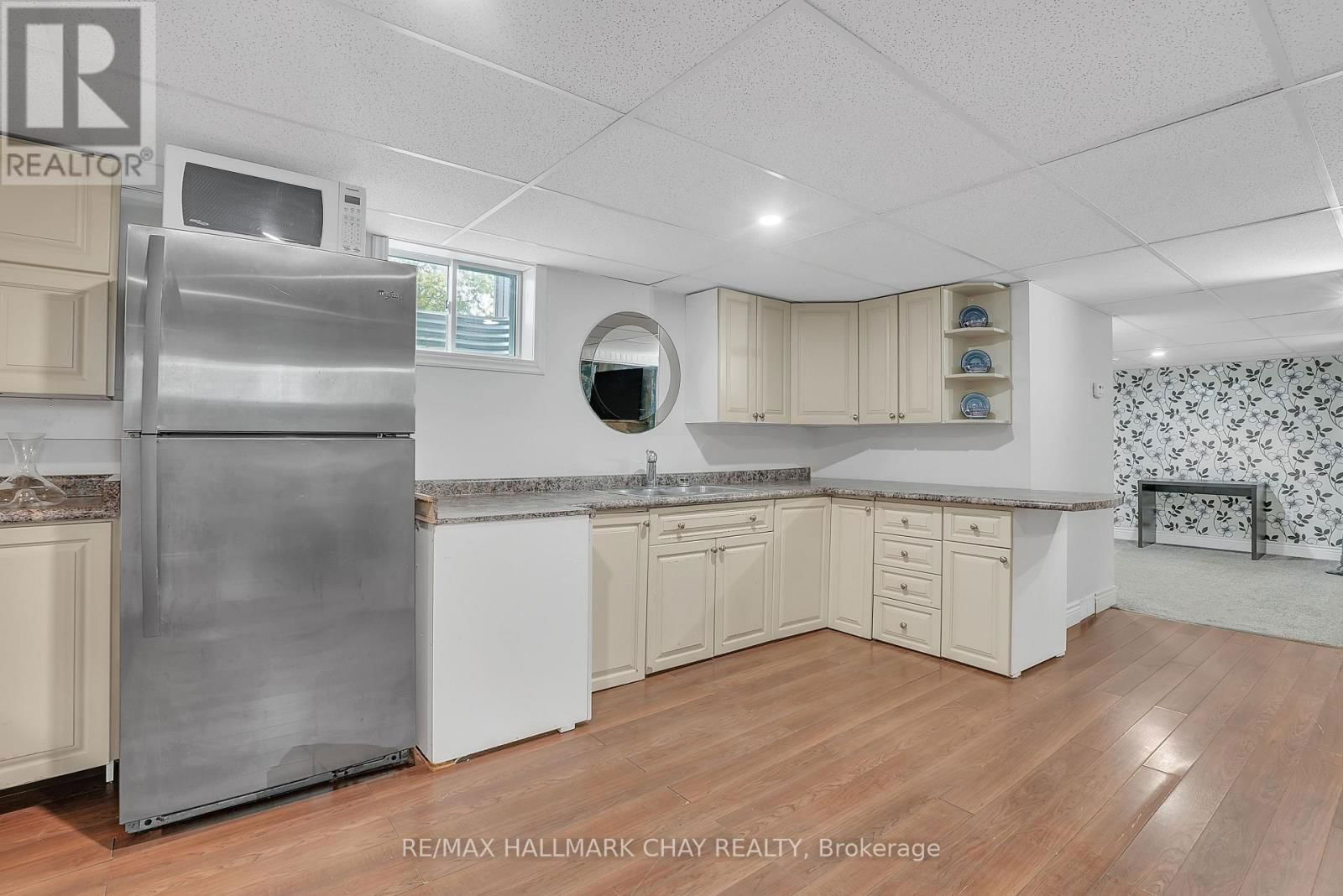 2533 FLOS 3 ROAD WEST Image 20