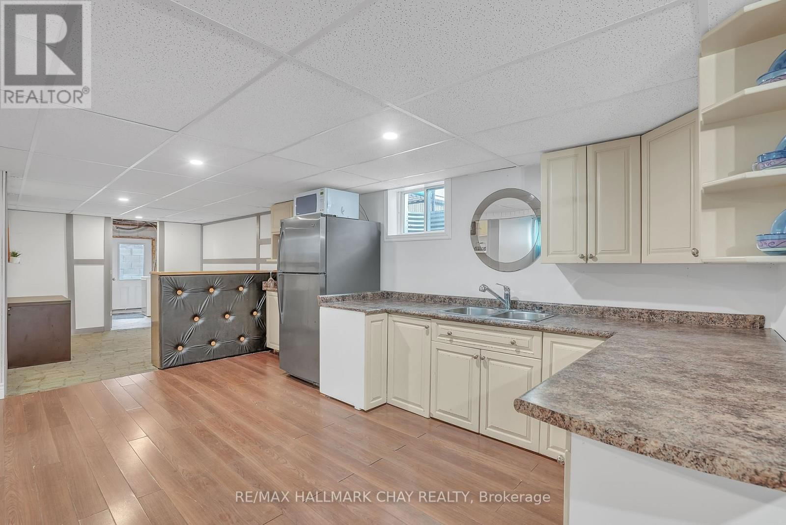 2533 FLOS 3 ROAD WEST Image 21