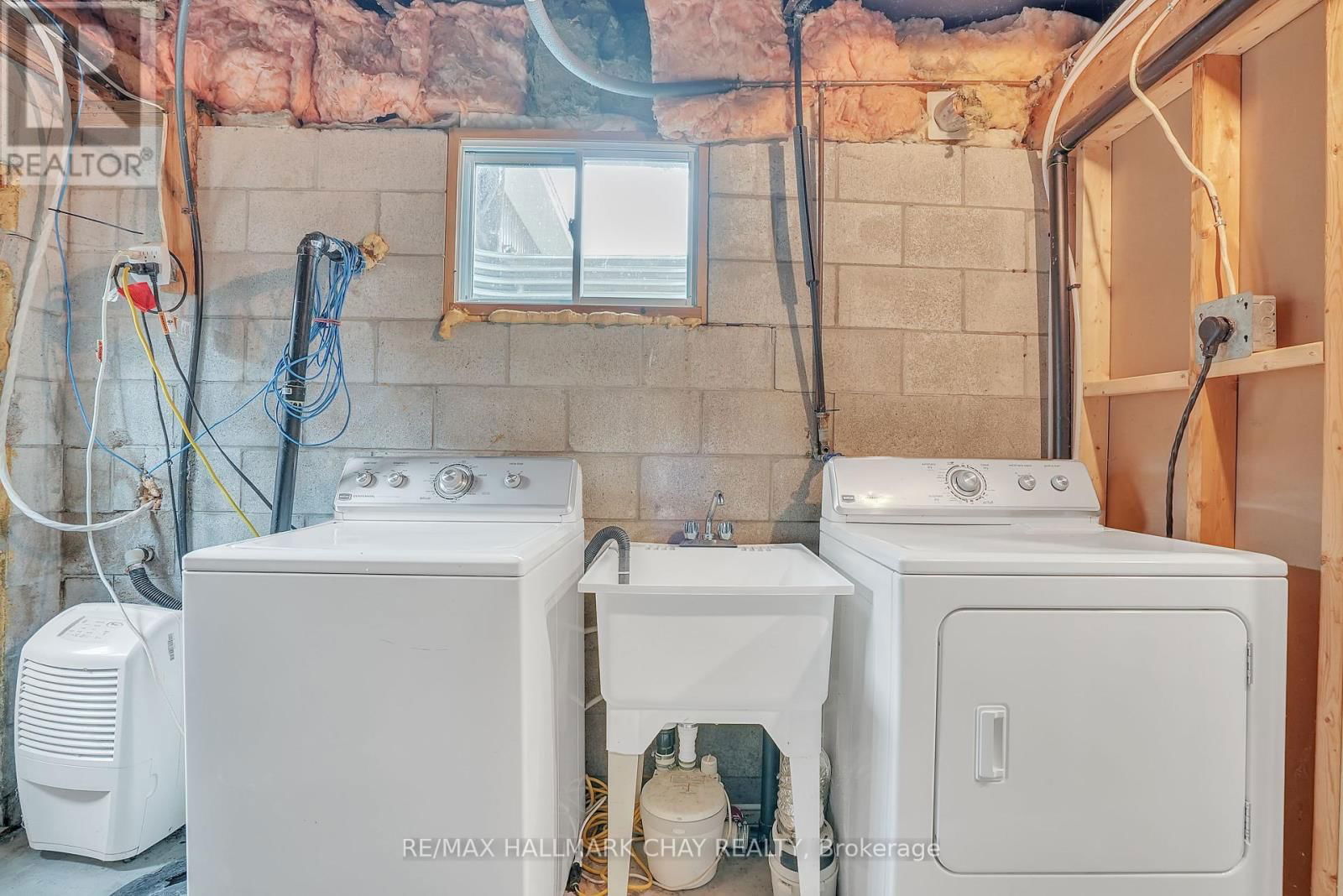 2533 FLOS 3 ROAD WEST Image 25