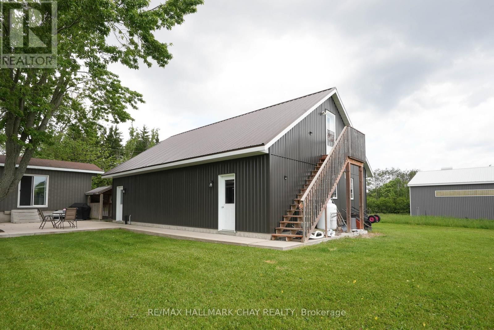 2533 FLOS 3 ROAD WEST Image 37