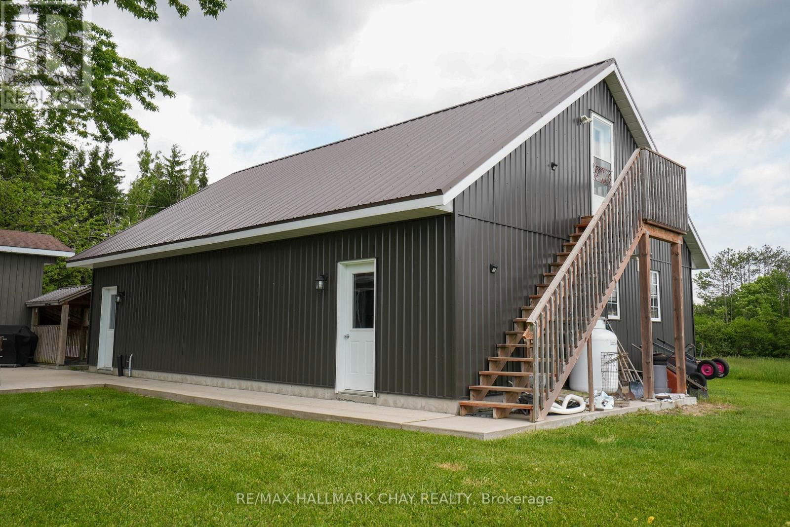 2533 FLOS 3 ROAD WEST Image 38