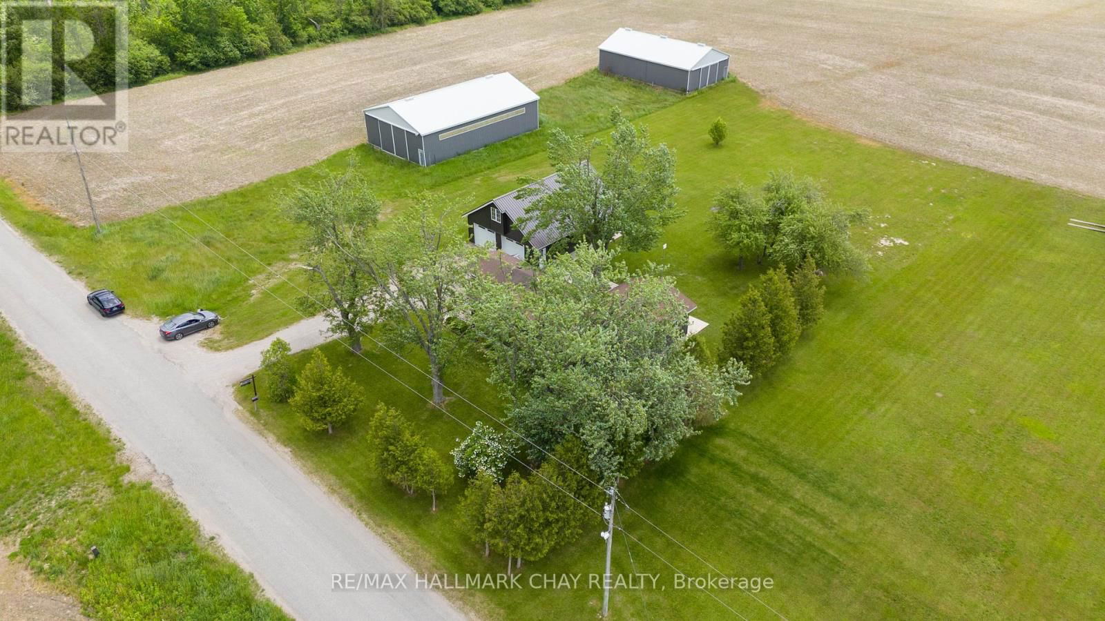2533 FLOS 3 ROAD WEST Image 47