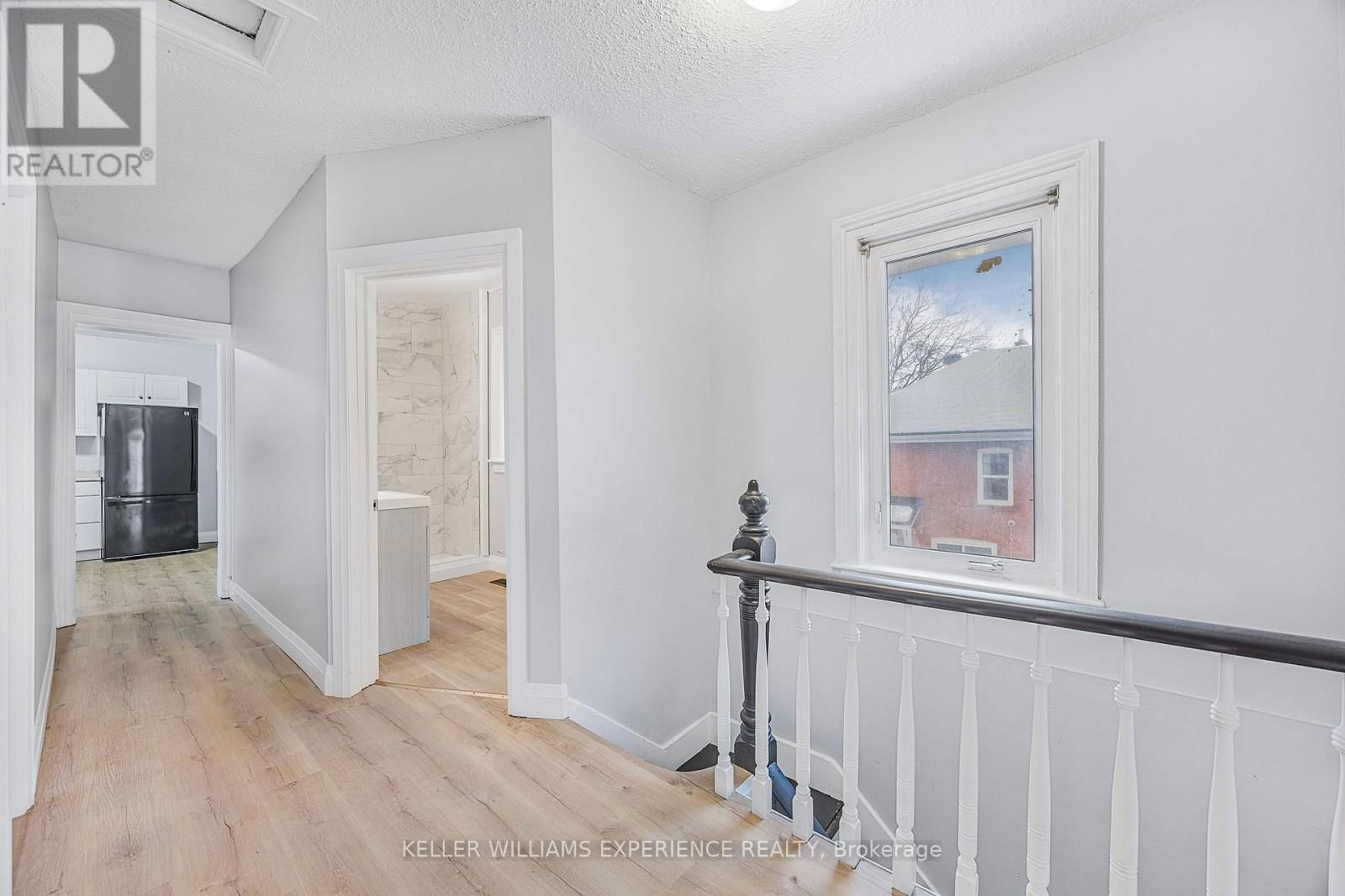 66 MATCHEDASH STREET SOUTH Image 4