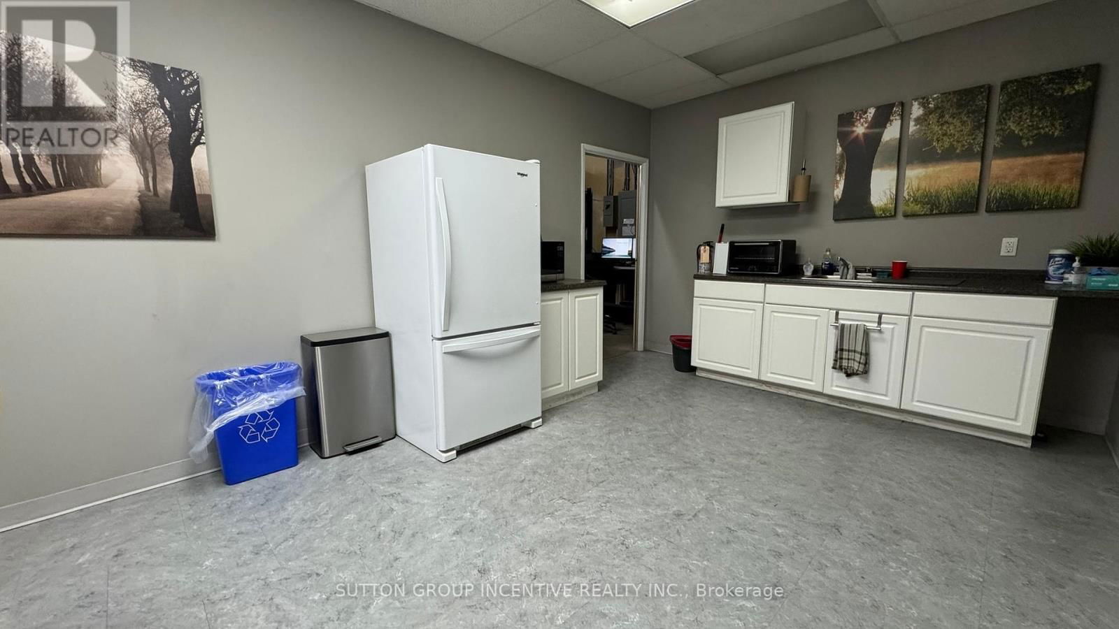 9&10 - 33 ALLIANCE BOULEVARD Image 7