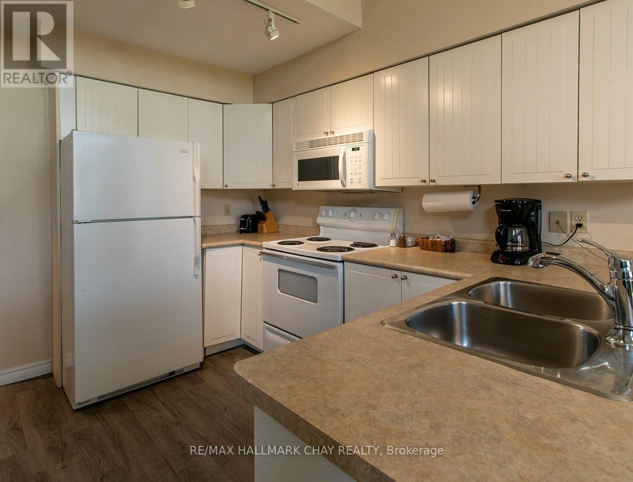 155 VACATION INN DRIVE Image 6