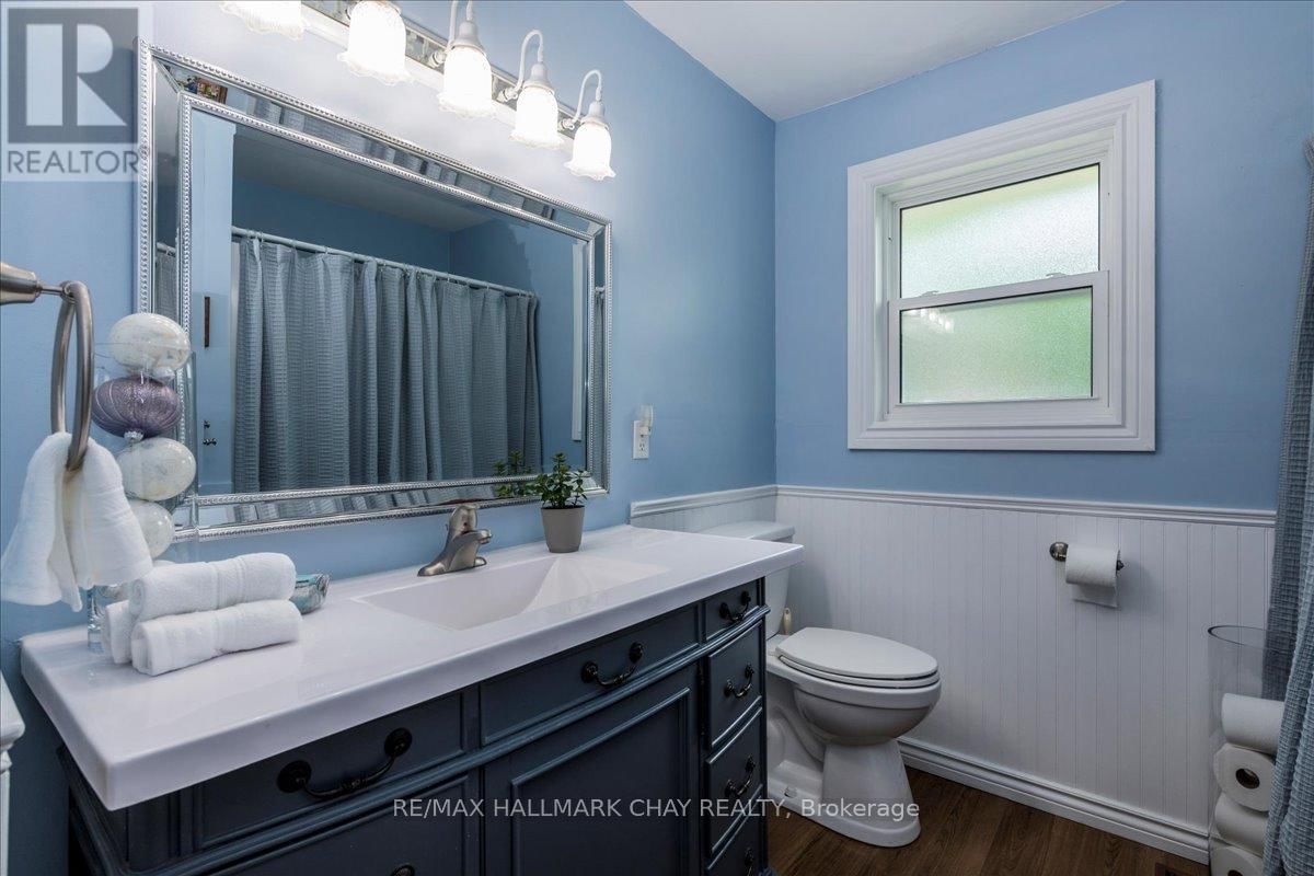 17 GLENVIEW AVENUE Image 11