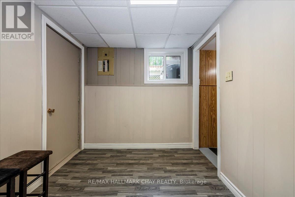 17 GLENVIEW AVENUE Image 22