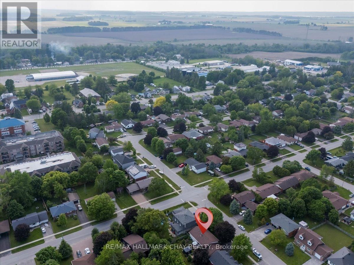 17 GLENVIEW AVENUE Image 45