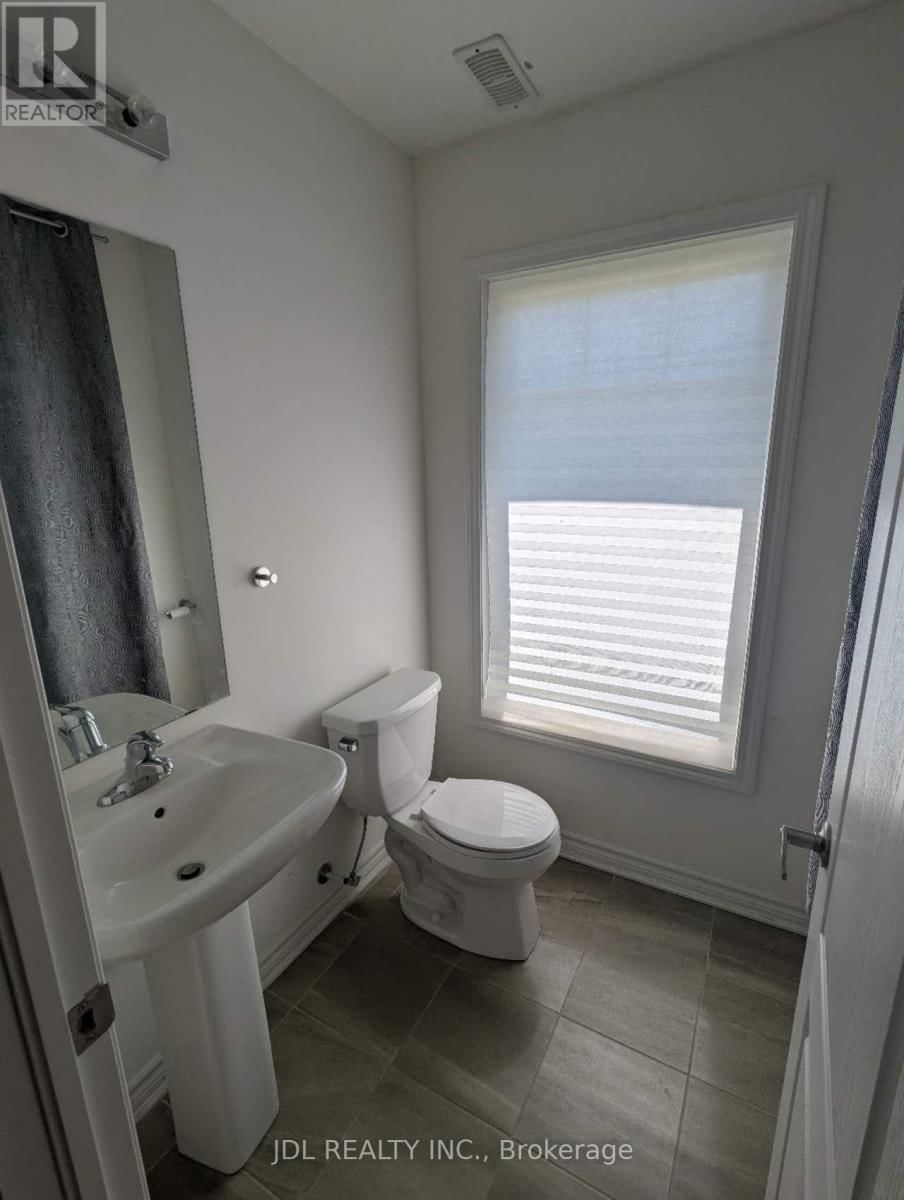 40 VILLAGE GATE DRIVE Image 14