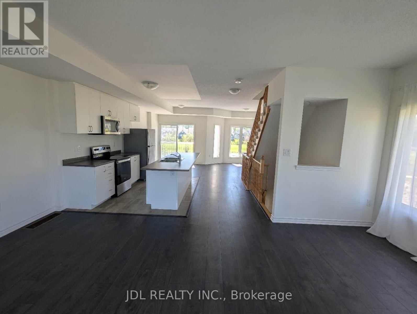 40 VILLAGE GATE DRIVE Image 5