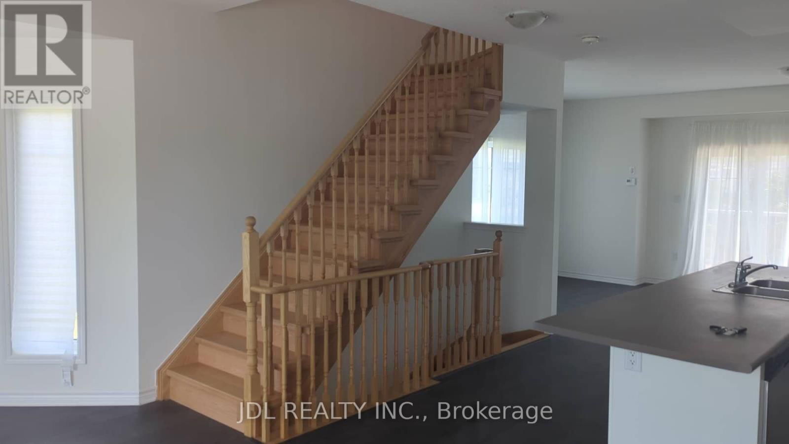 40 VILLAGE GATE DRIVE Image 6