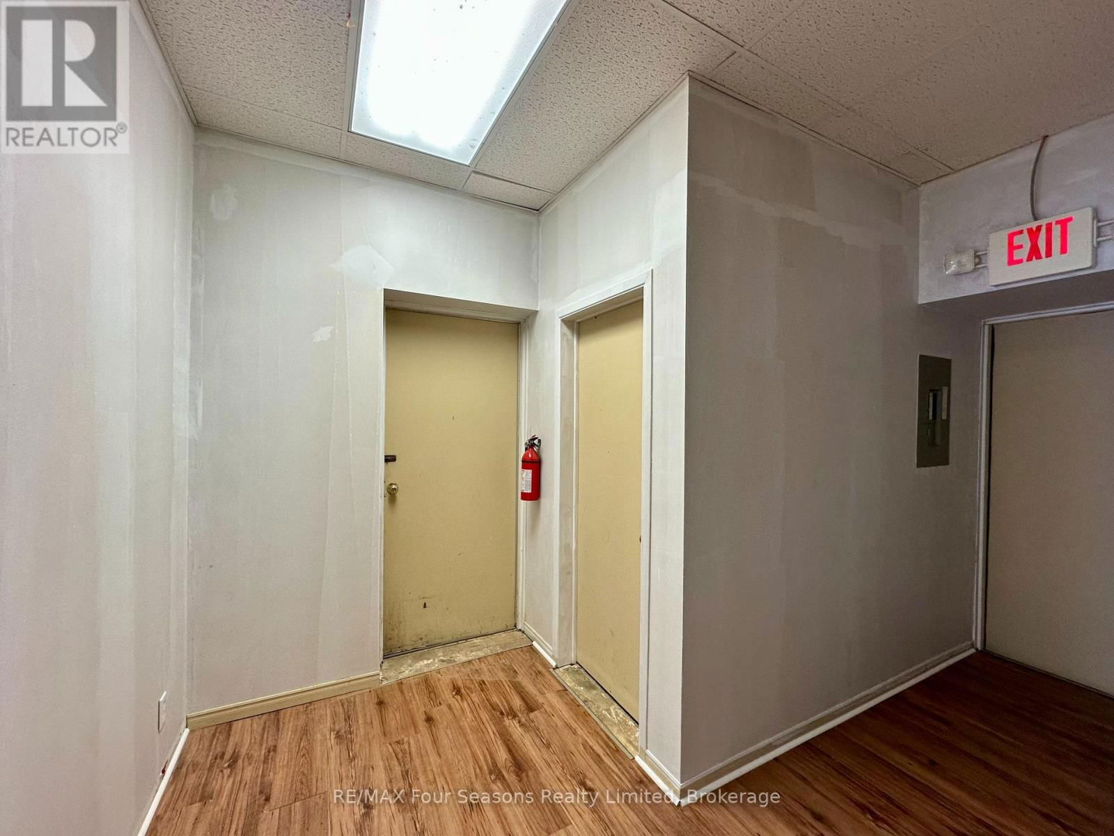 C1 - 206 PERRY STREET Image 10