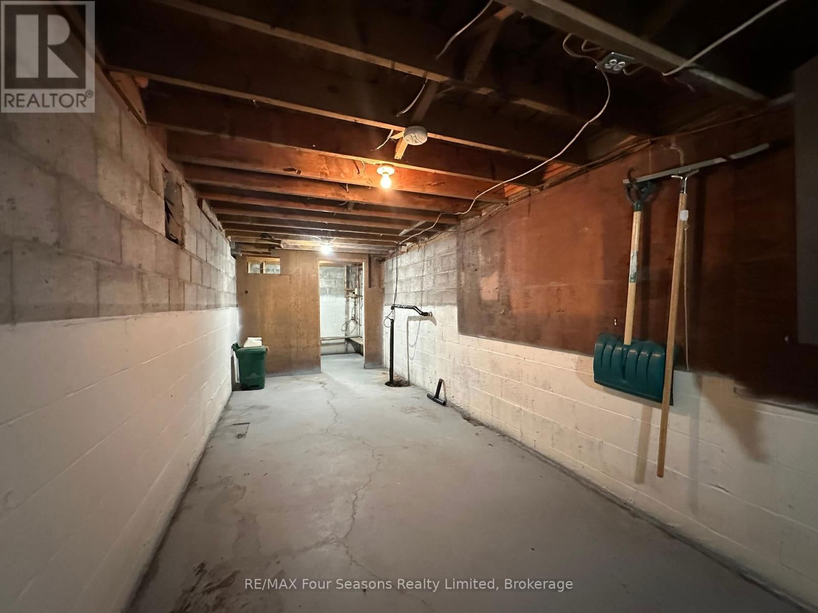 C1 - 206 PERRY STREET Image 11