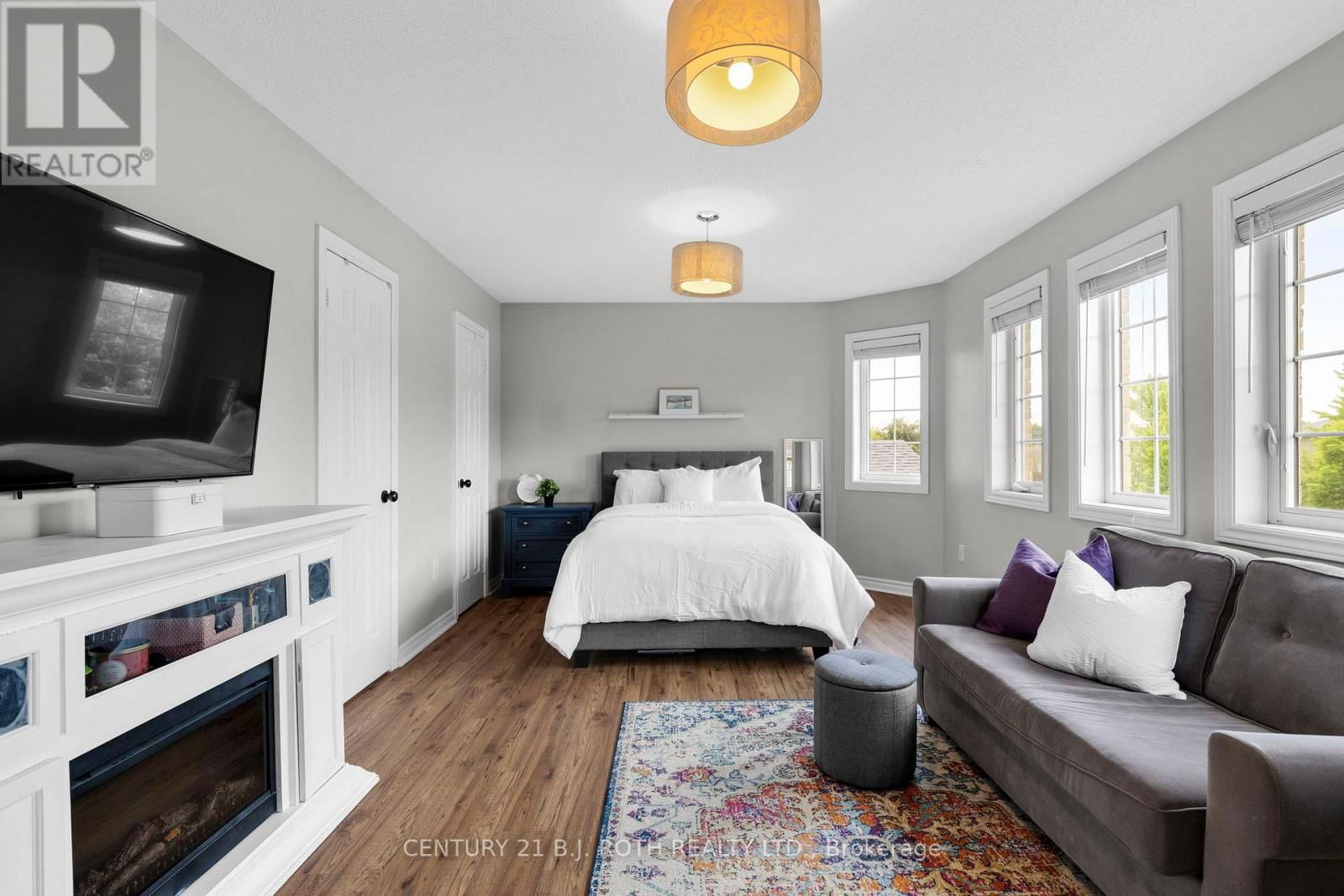94 PENVILL TRAIL Image 24