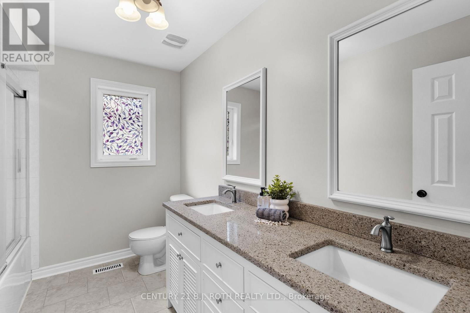 94 PENVILL TRAIL Image 28