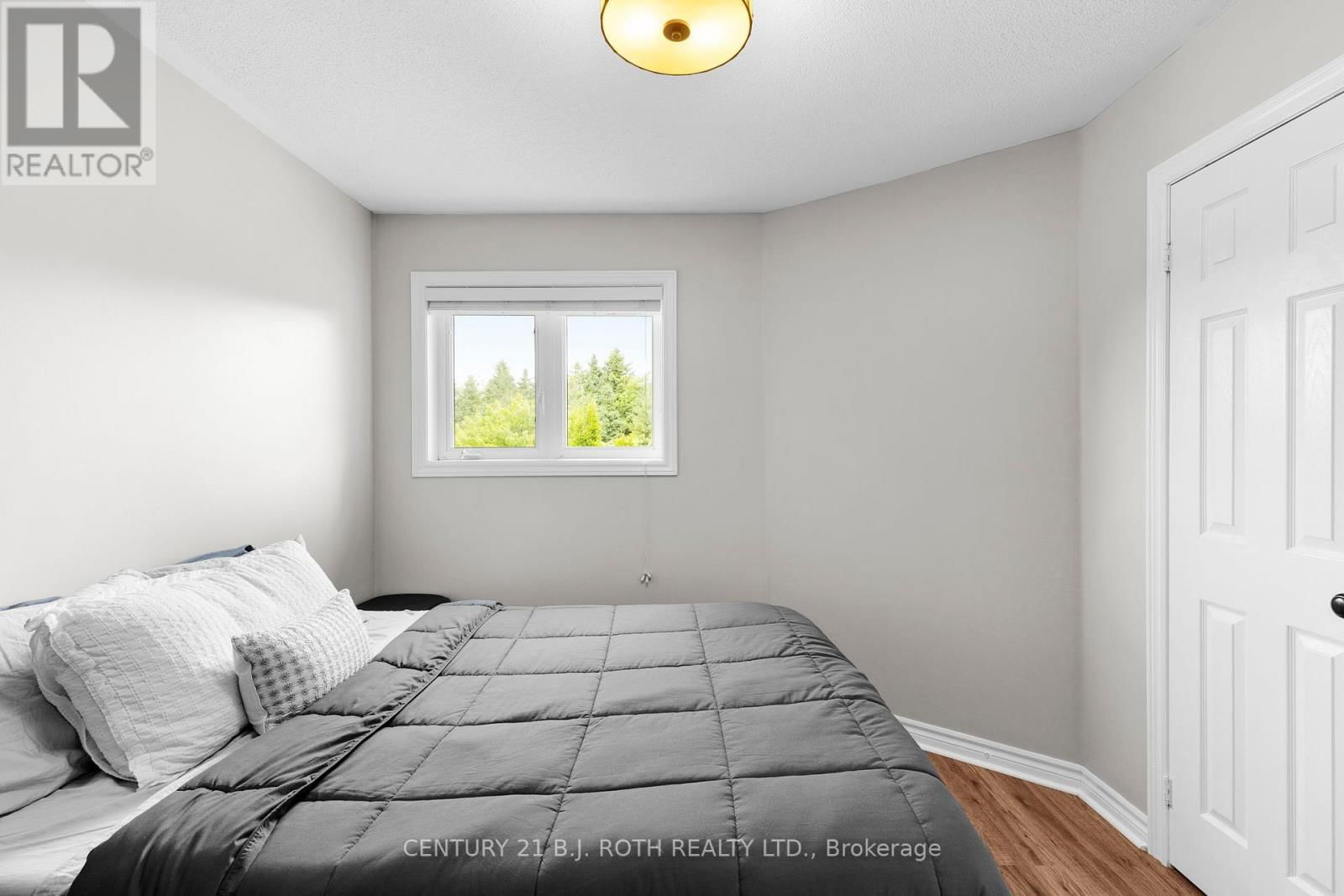 94 PENVILL TRAIL Image 31