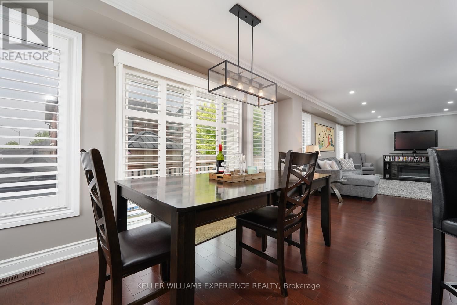 91 SUCCESSION CRESCENT Image 17