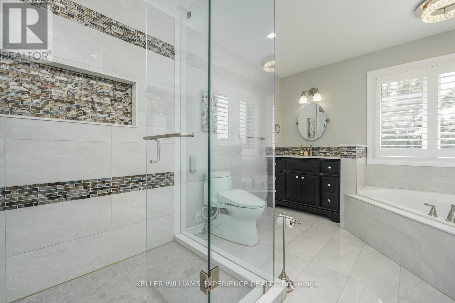 91 SUCCESSION CRESCENT Image 34