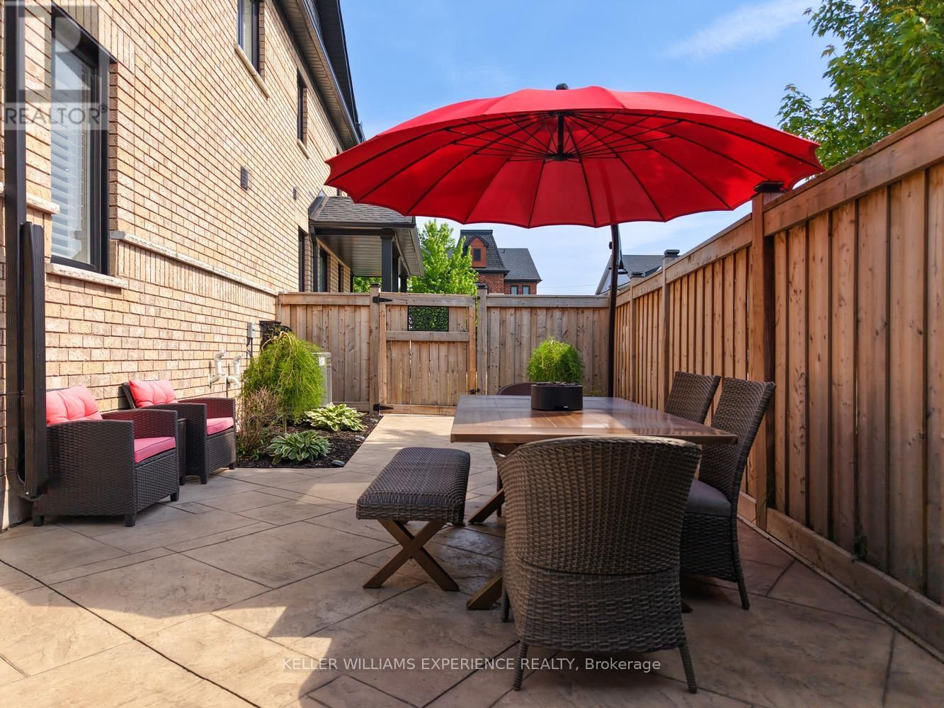 91 SUCCESSION CRESCENT Image 39