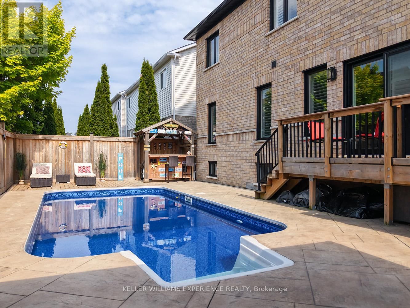 91 SUCCESSION CRESCENT Image 41