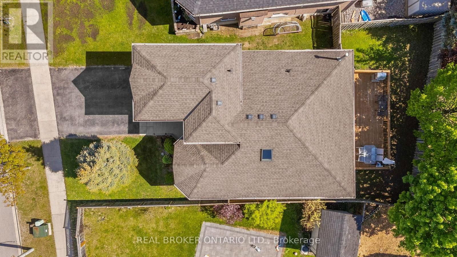 31 BELL STREET Image 3