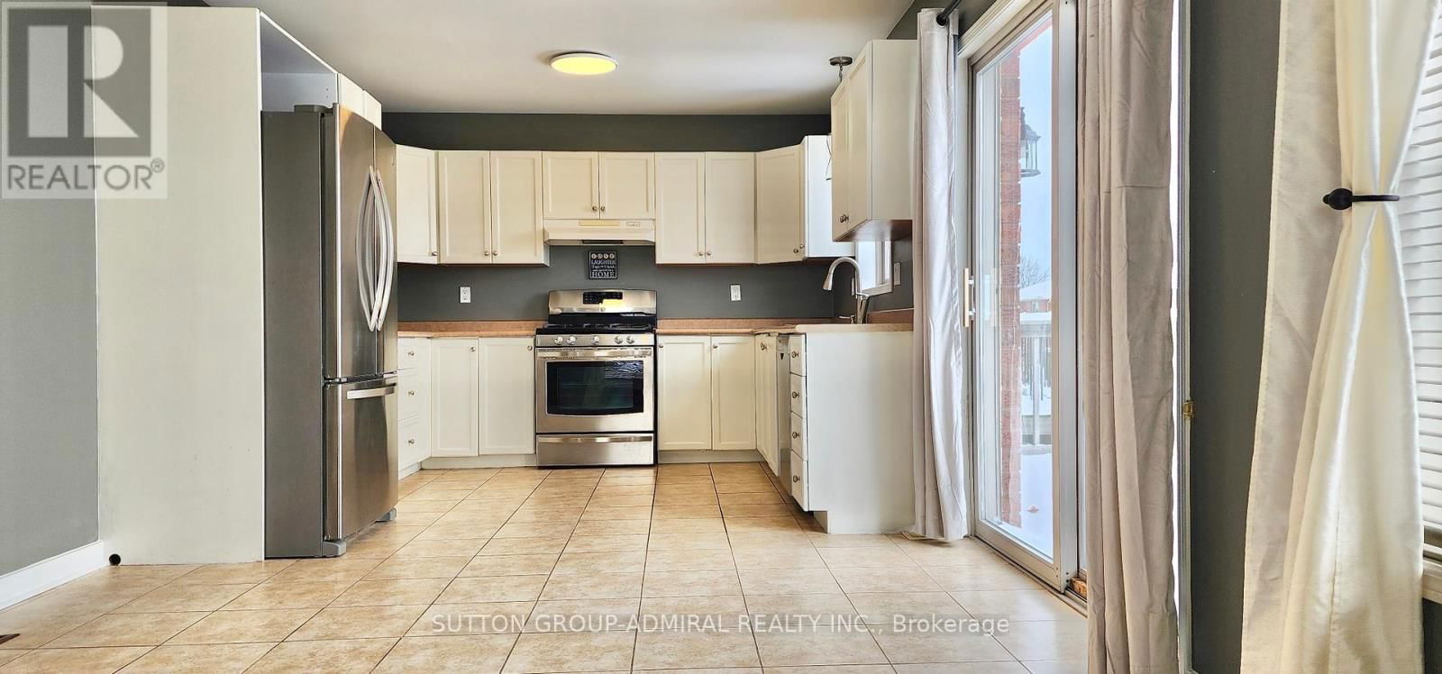 132 BROWN WOOD DRIVE Image 8