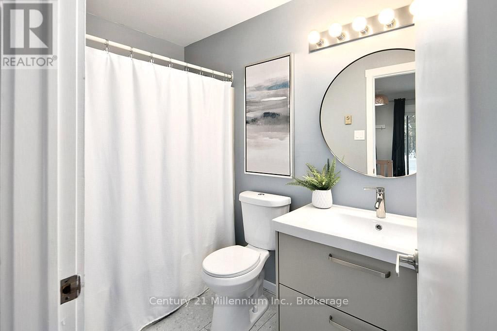 479 OXBOW CRESCENT Image 23