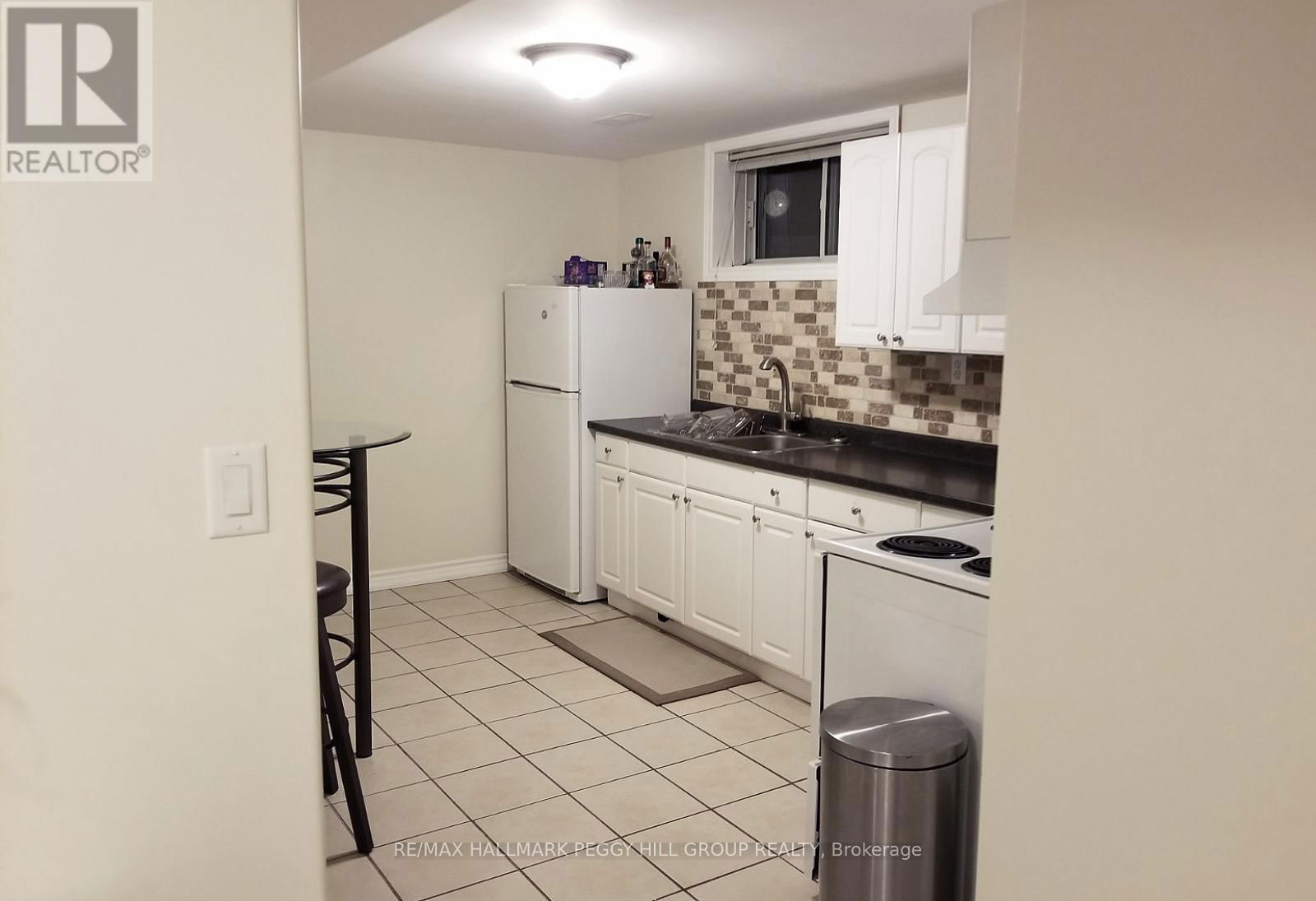 76 HOLLY MEADOW ROAD Image 13