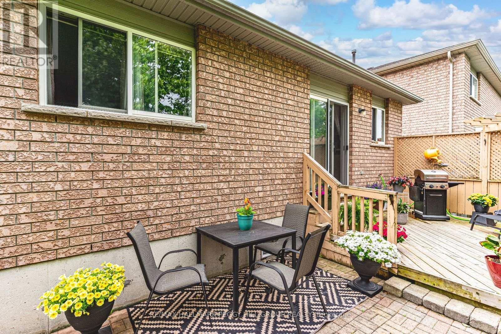 76 HOLLY MEADOW ROAD Image 17